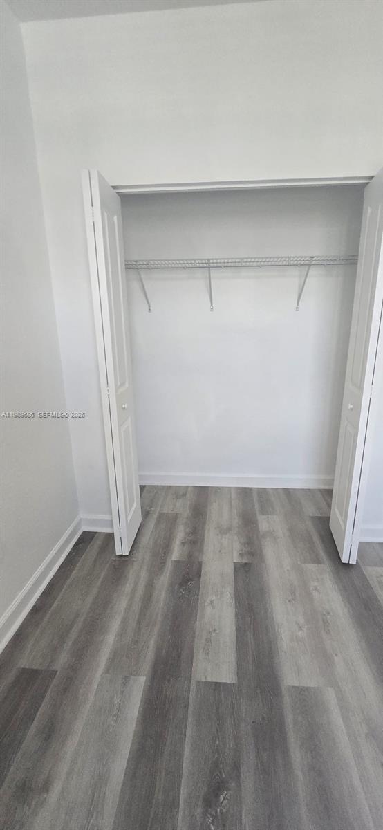 SILVER PALM RESIDENTIAL H - Residential Lease