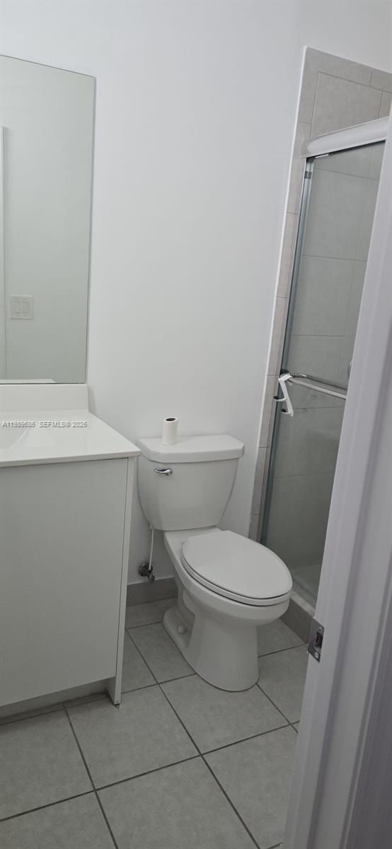 SILVER PALM RESIDENTIAL H - Residential Lease