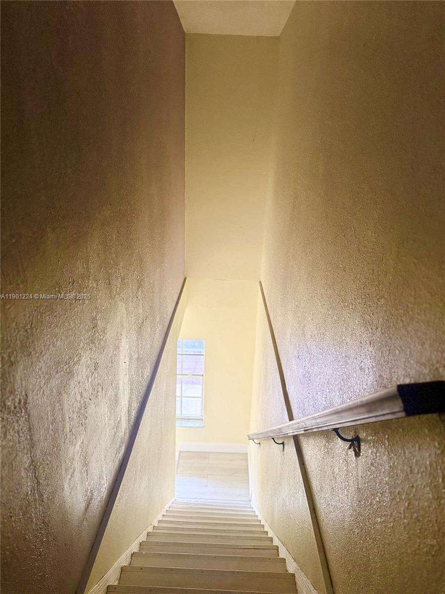 DENNIS DEV TOWNHOUSES - Residential