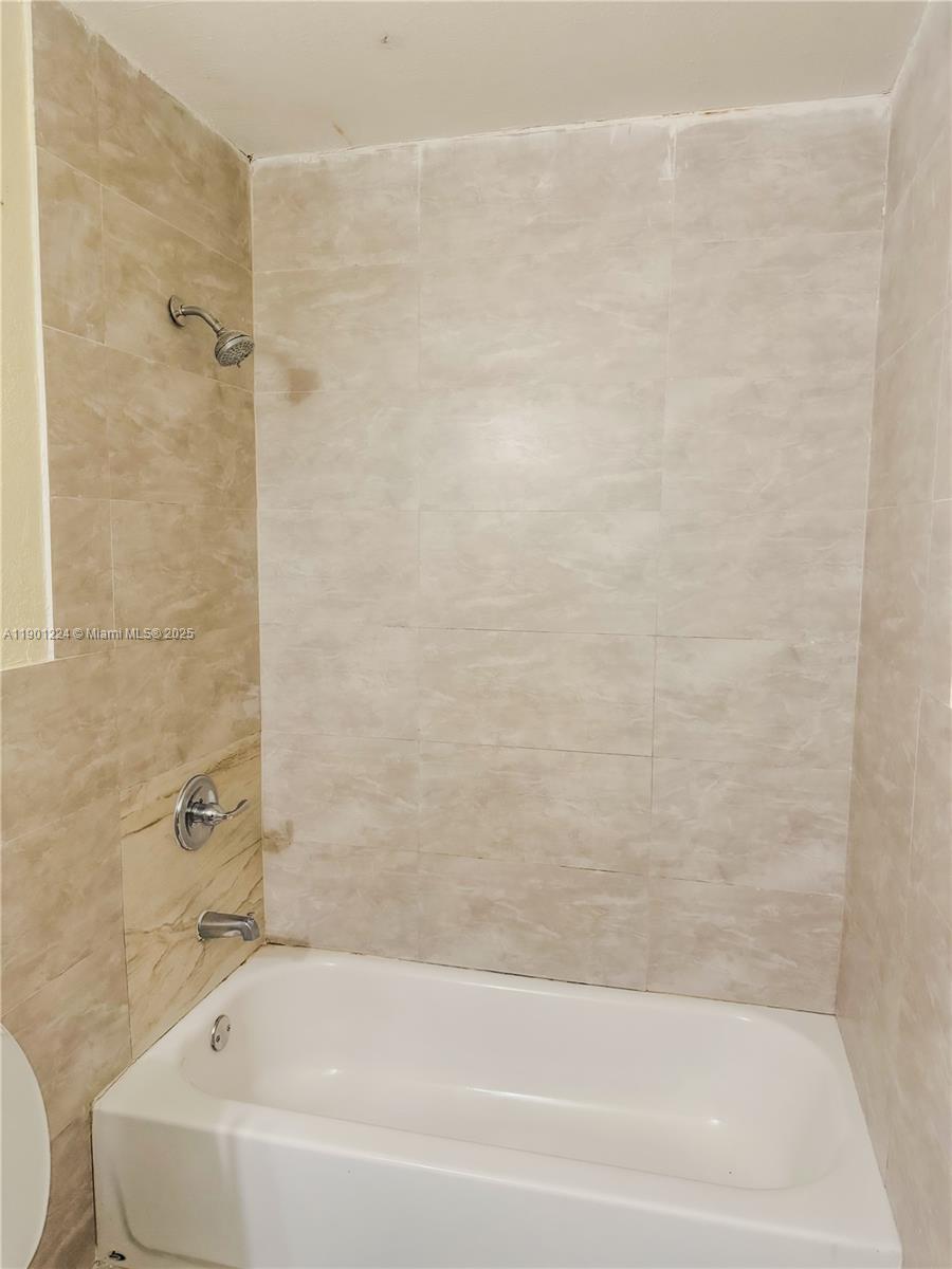 DENNIS DEV TOWNHOUSES - Residential