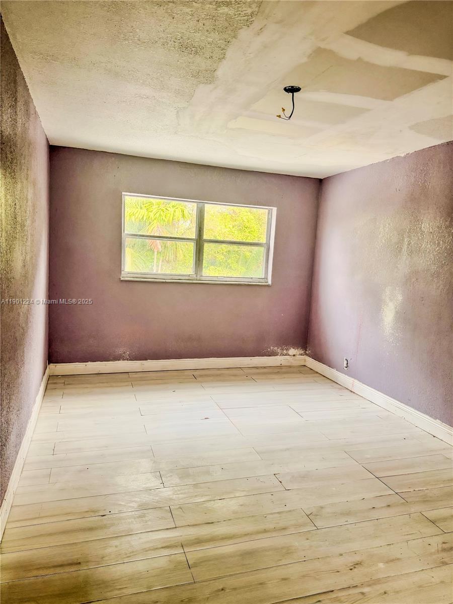 DENNIS DEV TOWNHOUSES - Residential