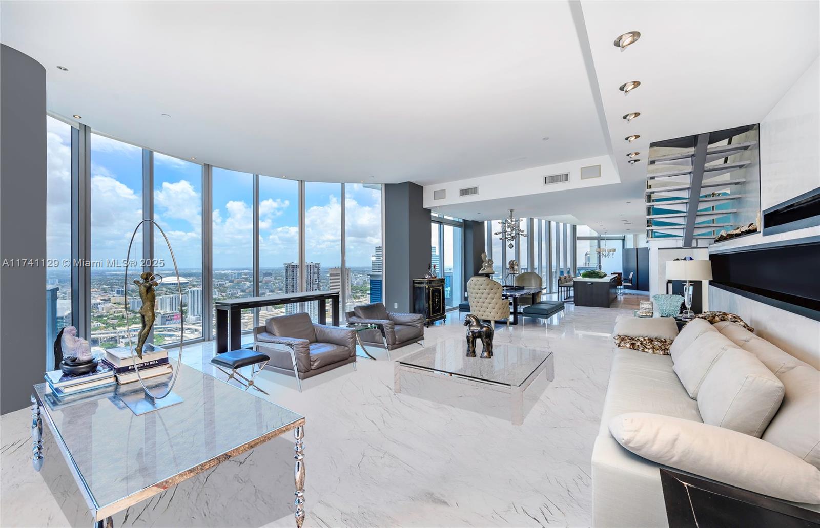 200 BISCAYNE BLVD WY 5402