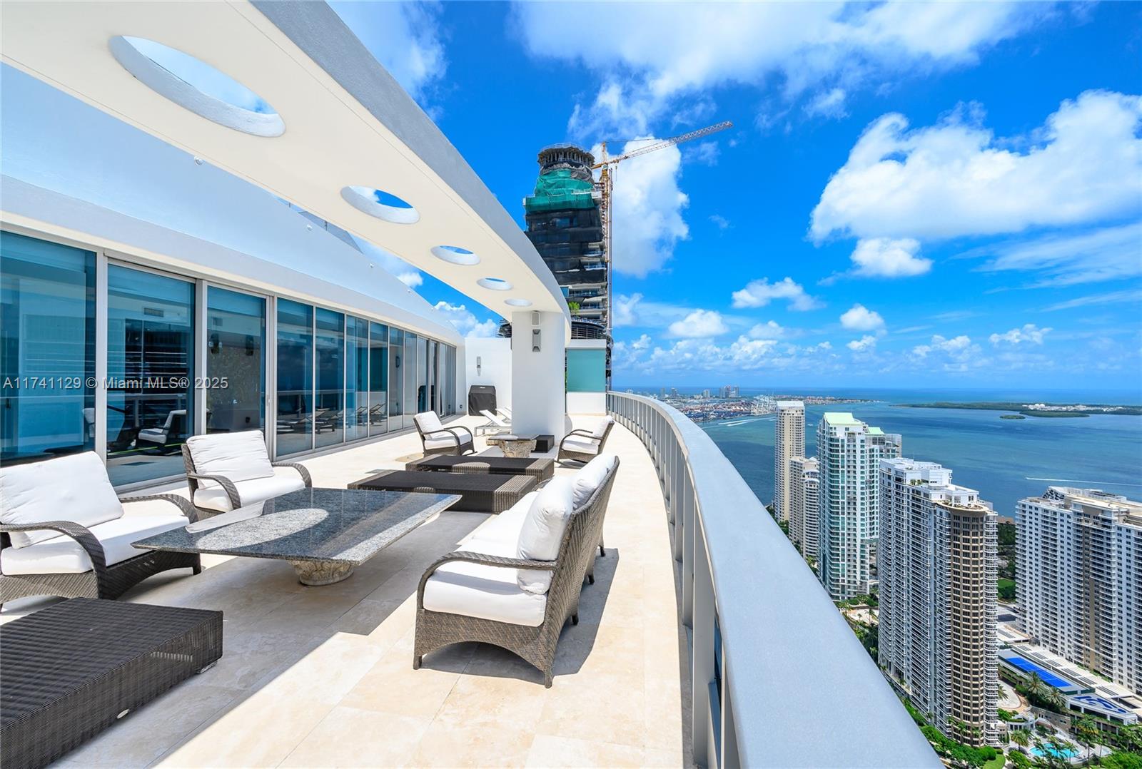 Property for Sale at 200 Biscayne Blvd Way 5402, Miami, Broward County, Florida - Bedrooms: 3 
Bathrooms: 6  - $4,800,000