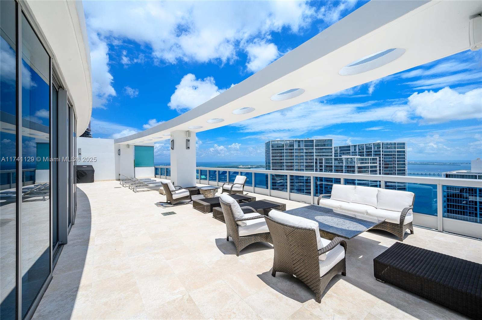 200 BISCAYNE BLVD WY 5402