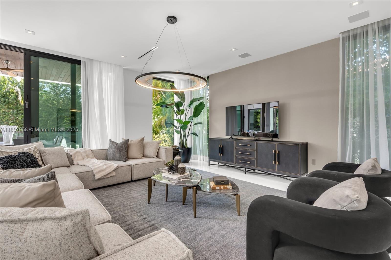 BAL HARBOUR RESIDENTIAL S - Residential