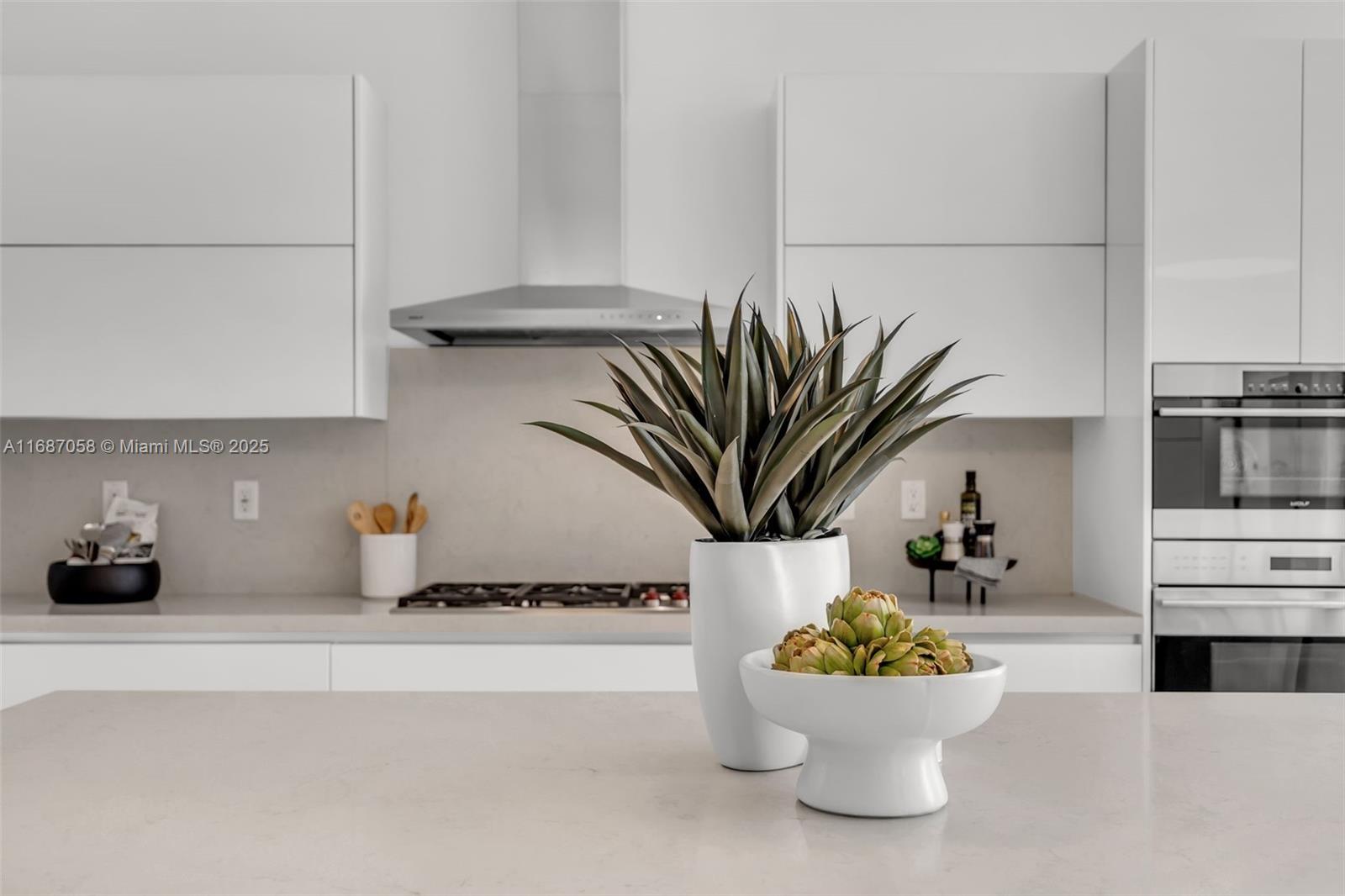 BAL HARBOUR RESIDENTIAL S - Residential