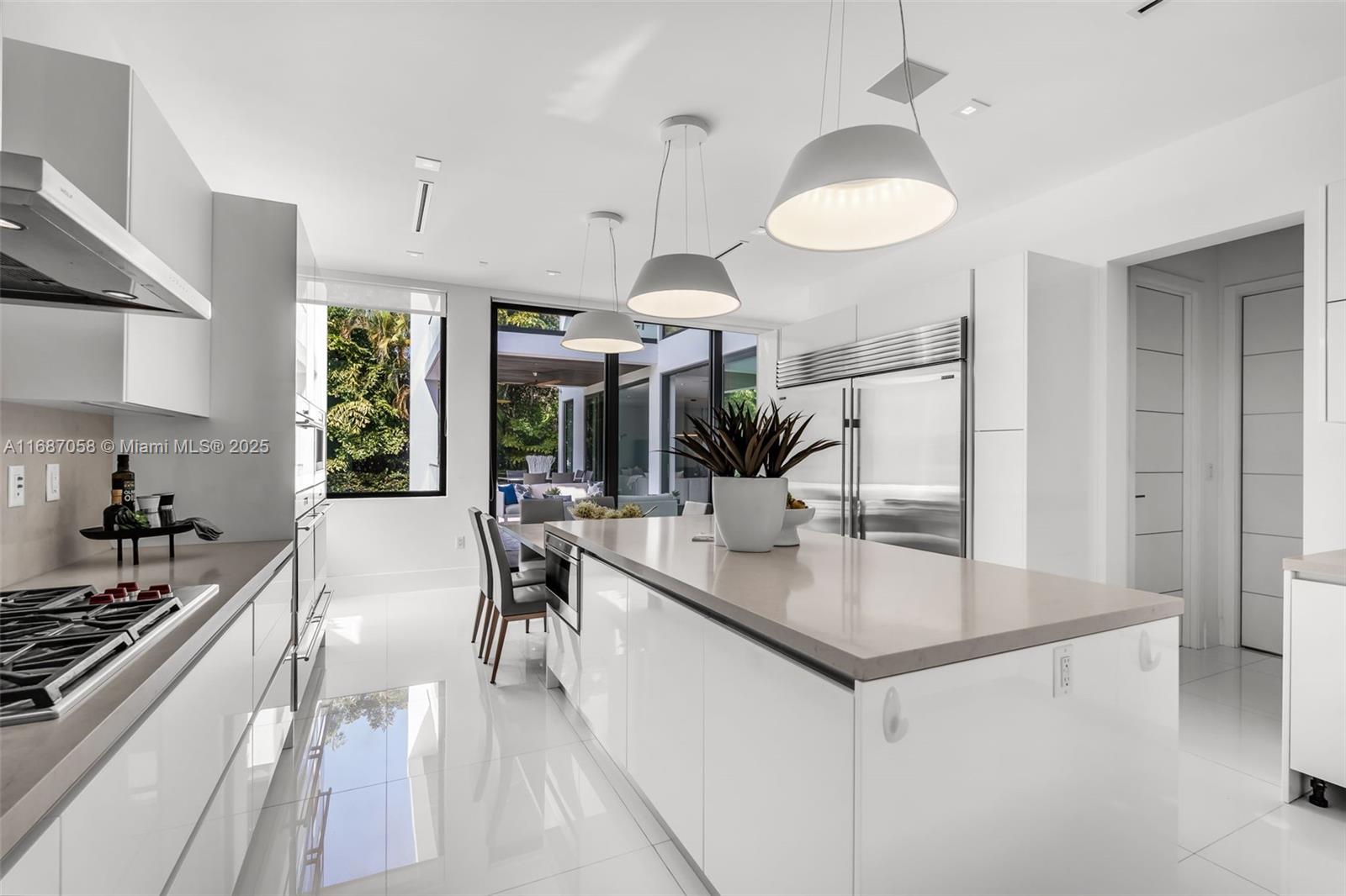 BAL HARBOUR RESIDENTIAL S - Residential