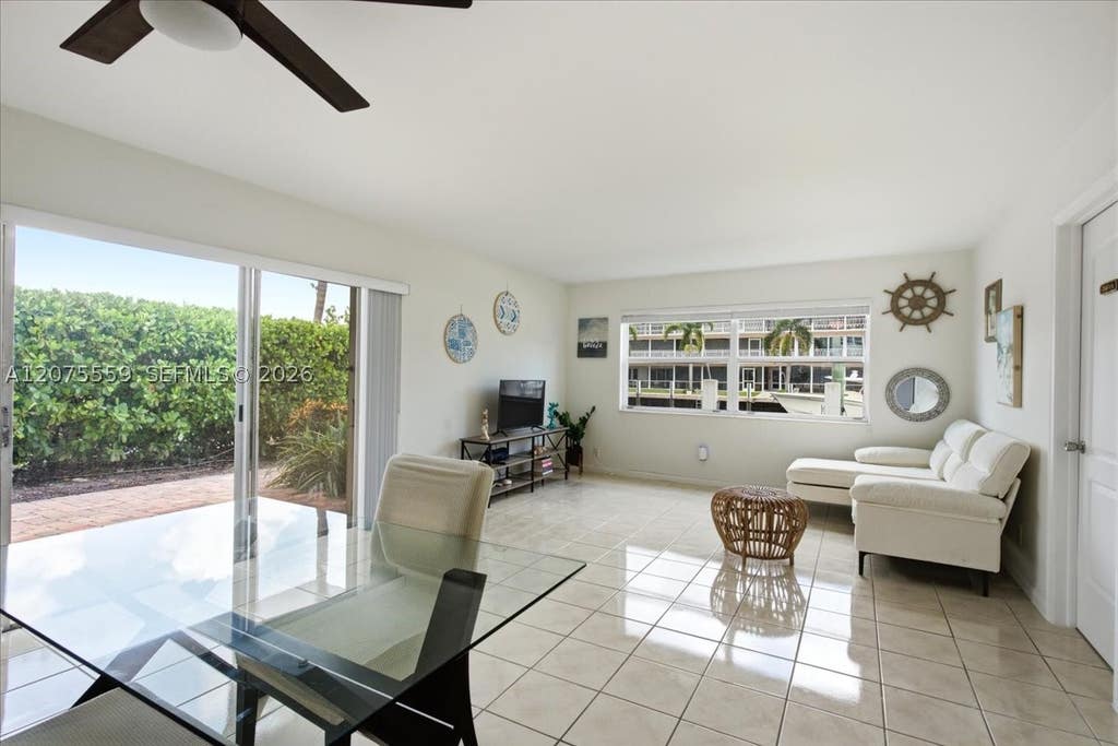 Photo of 3105 NE 28th St #1B, Fort Lauderdale, FL 33308 (MLS # A12075559)