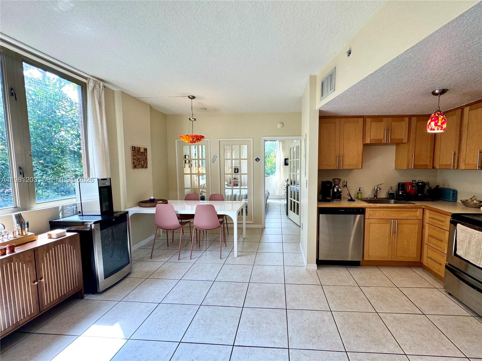 DIXIE GROVE RESIDENCES CO - Residential