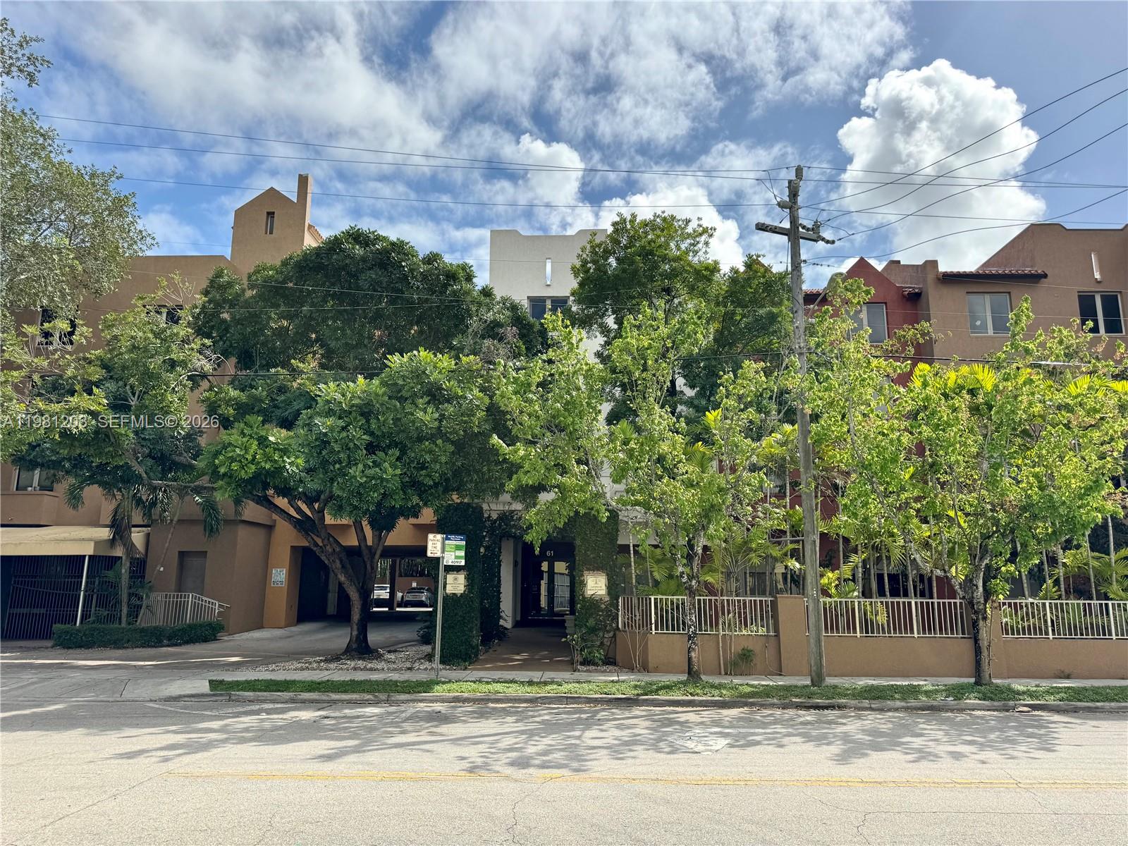 DIXIE GROVE RESIDENCES CO - Residential