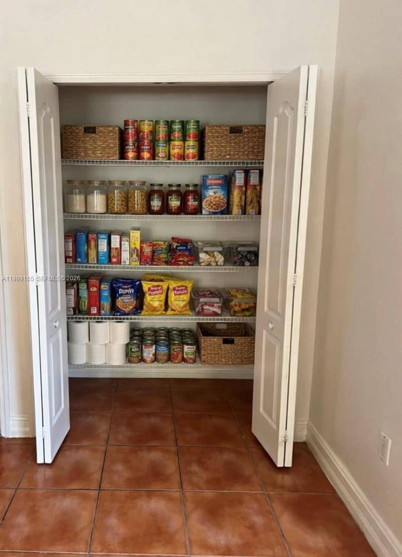 GARDEN HILLS SUB - Residential Lease