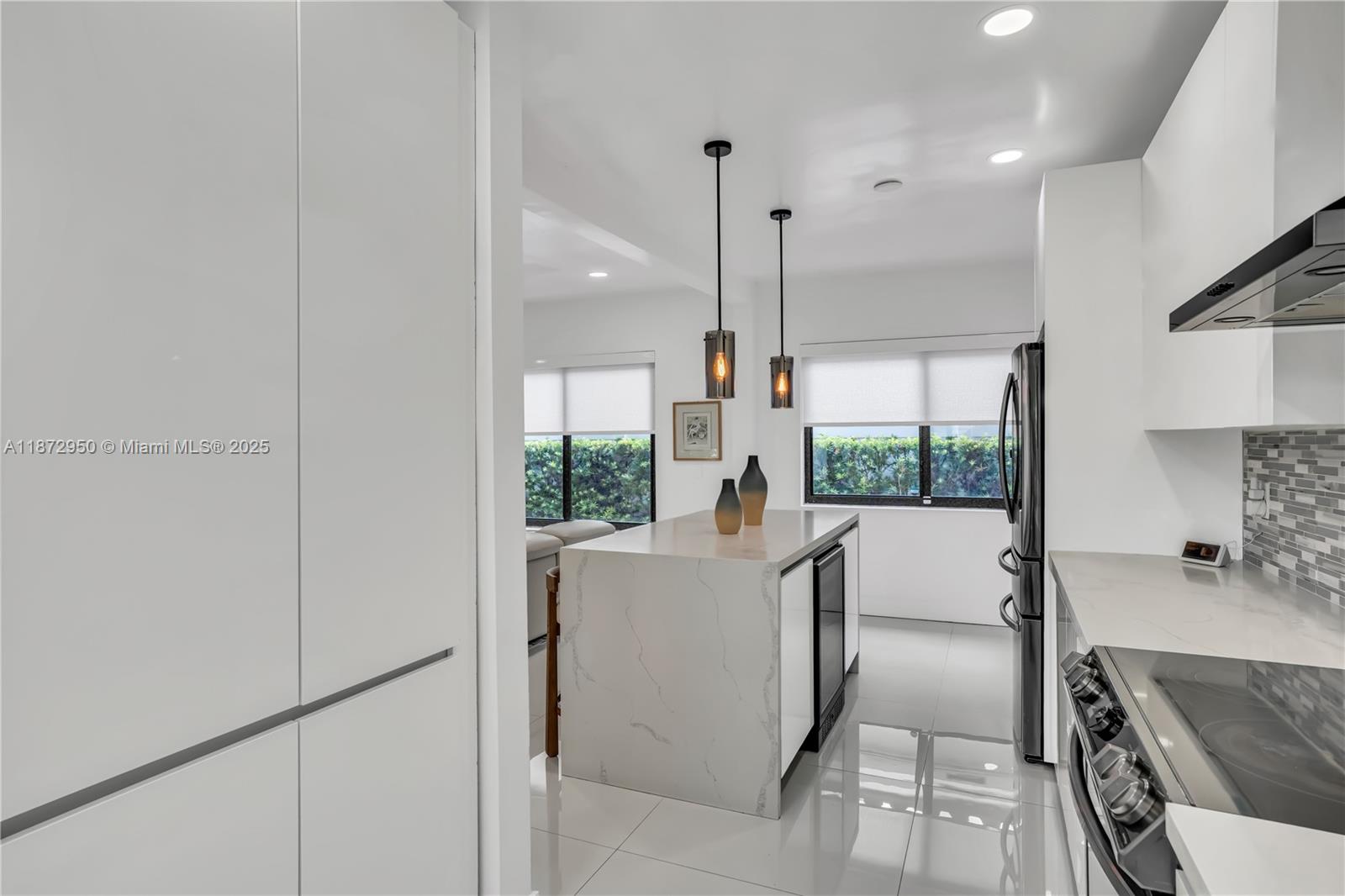 SILVER BLUFF EST-SEC B - Residential