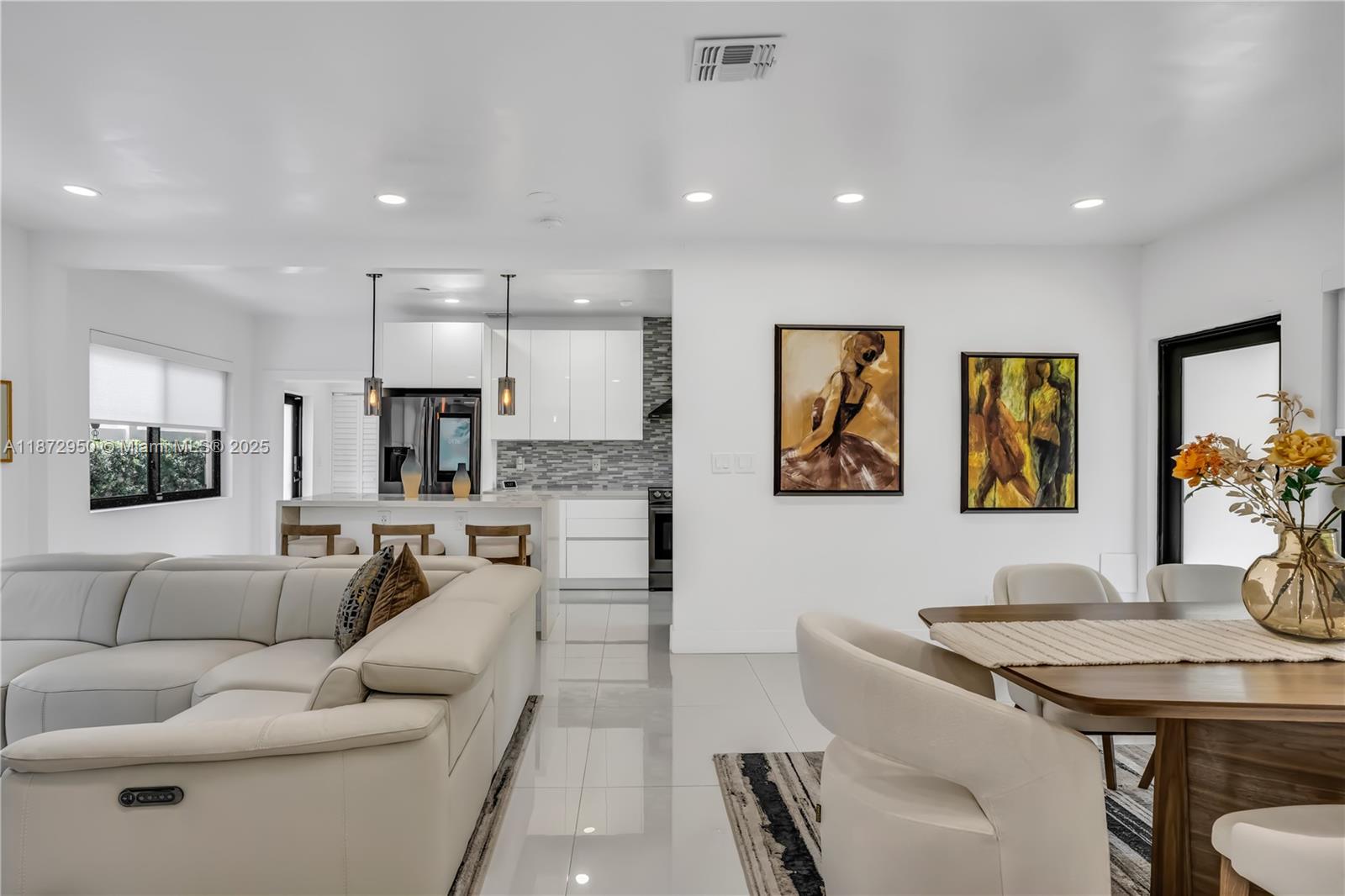 SILVER BLUFF EST-SEC B - Residential