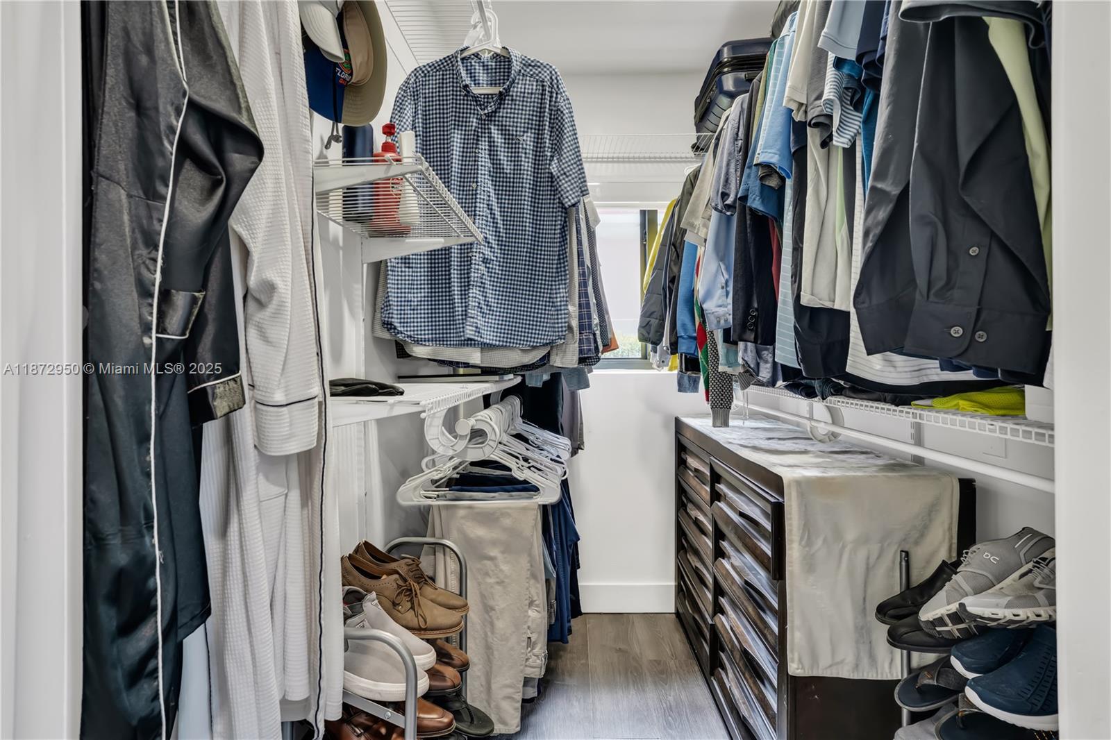 SILVER BLUFF EST-SEC B - Residential