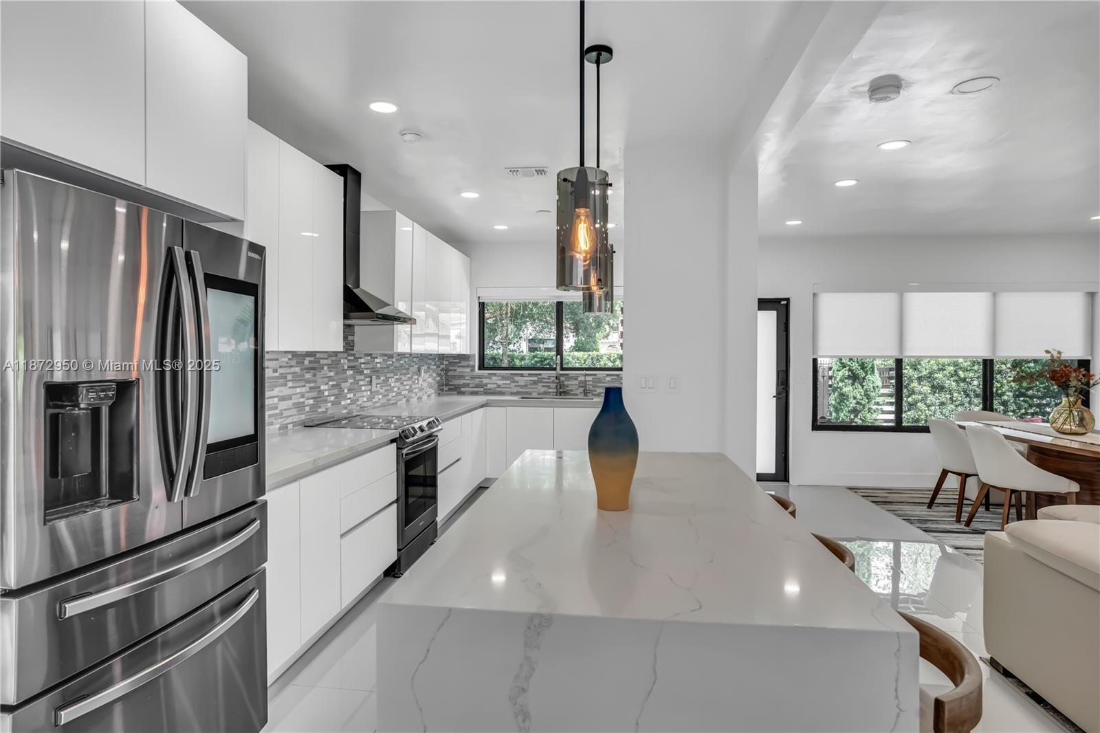 SILVER BLUFF EST-SEC B - Residential