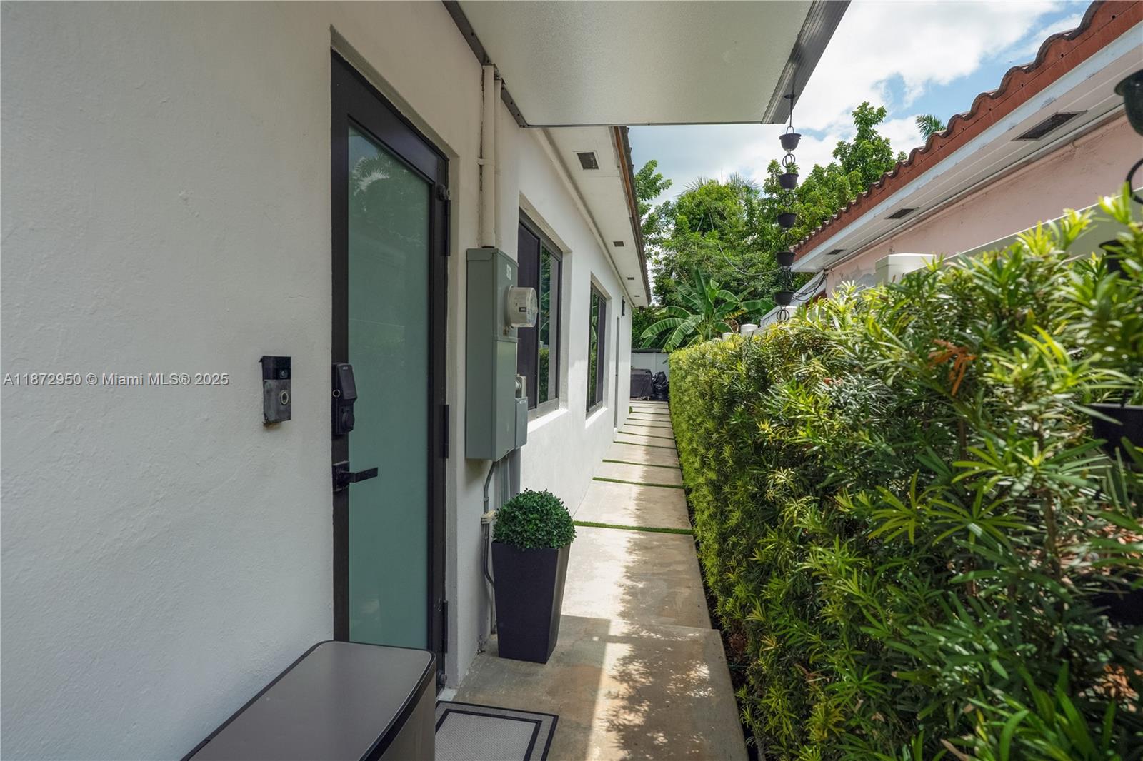 SILVER BLUFF EST-SEC B - Residential