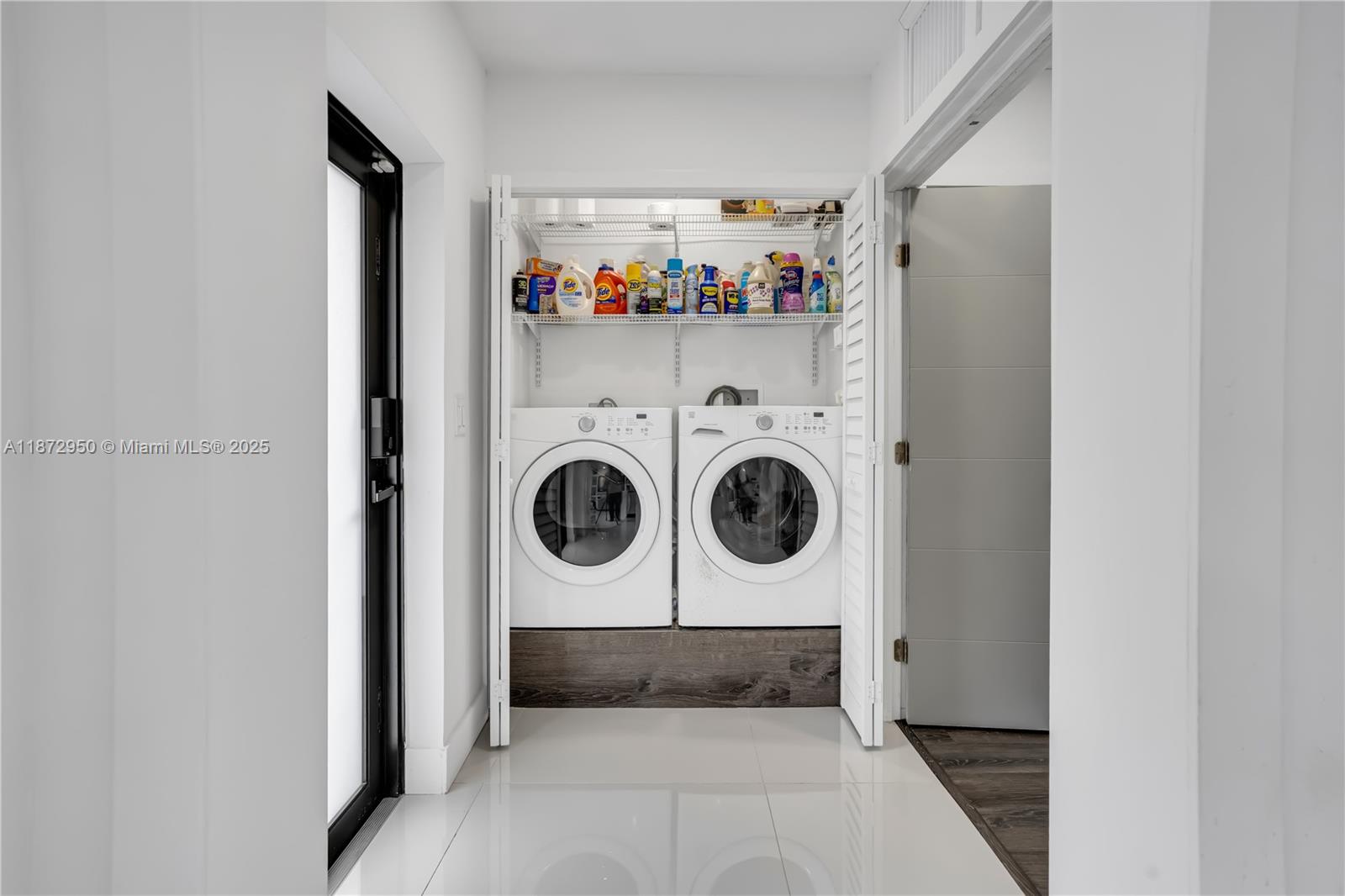 SILVER BLUFF EST-SEC B - Residential