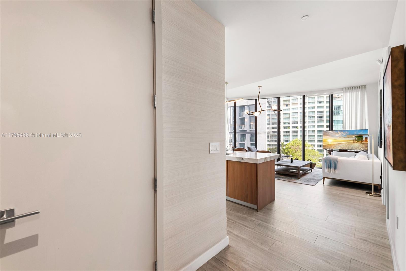 CLUB RESIDENCES AT PARK G - Residential