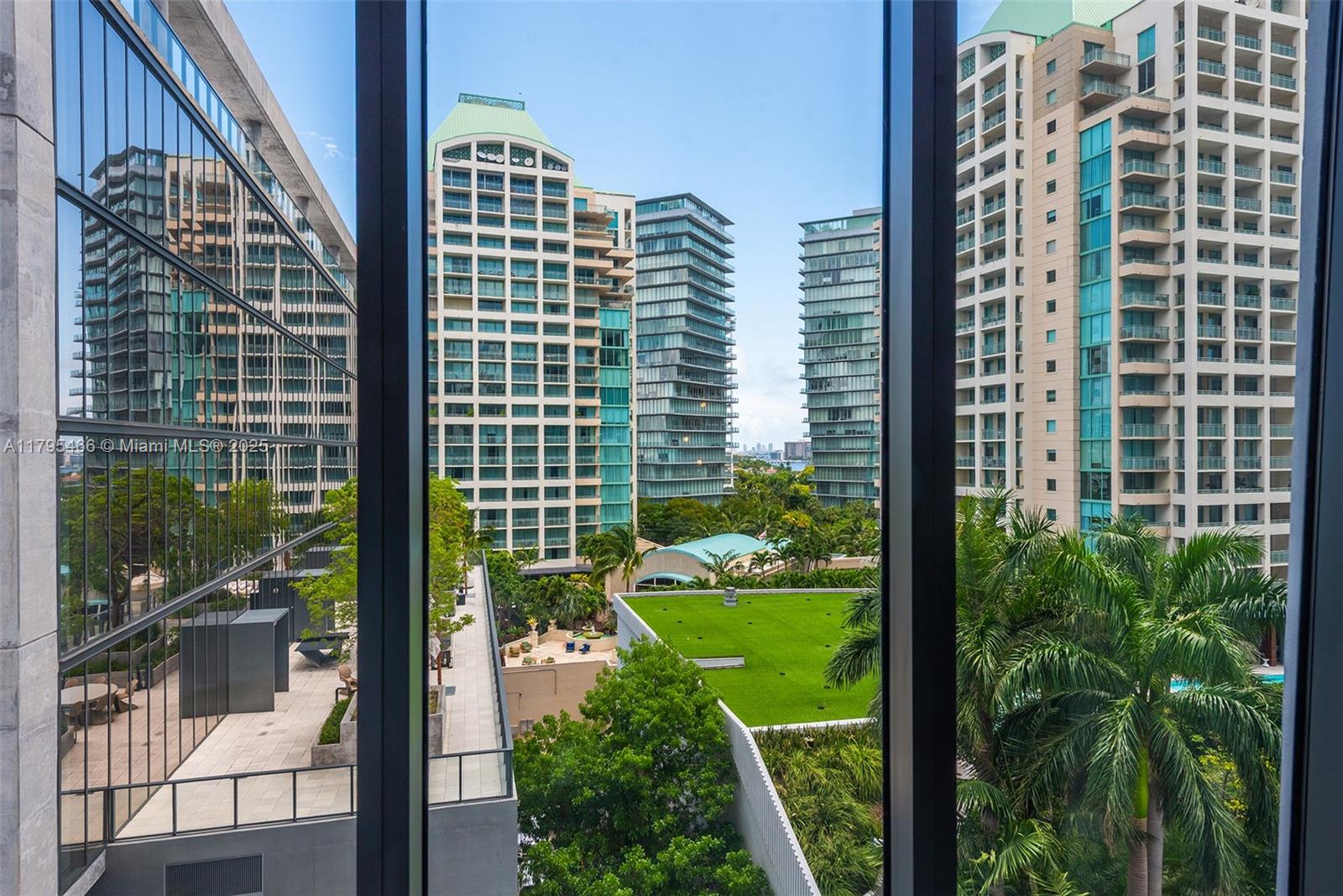 CLUB RESIDENCES AT PARK G - Residential