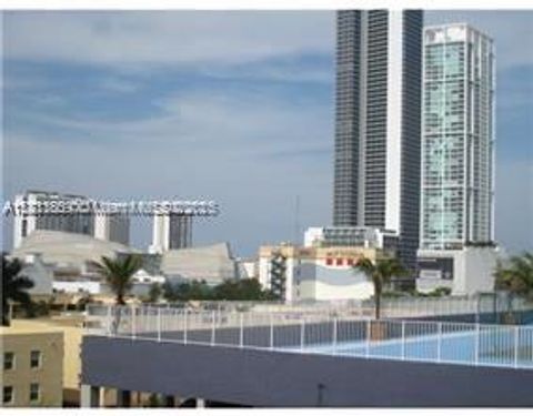 850 N Miami Ave W-2003 Miami FL 33136