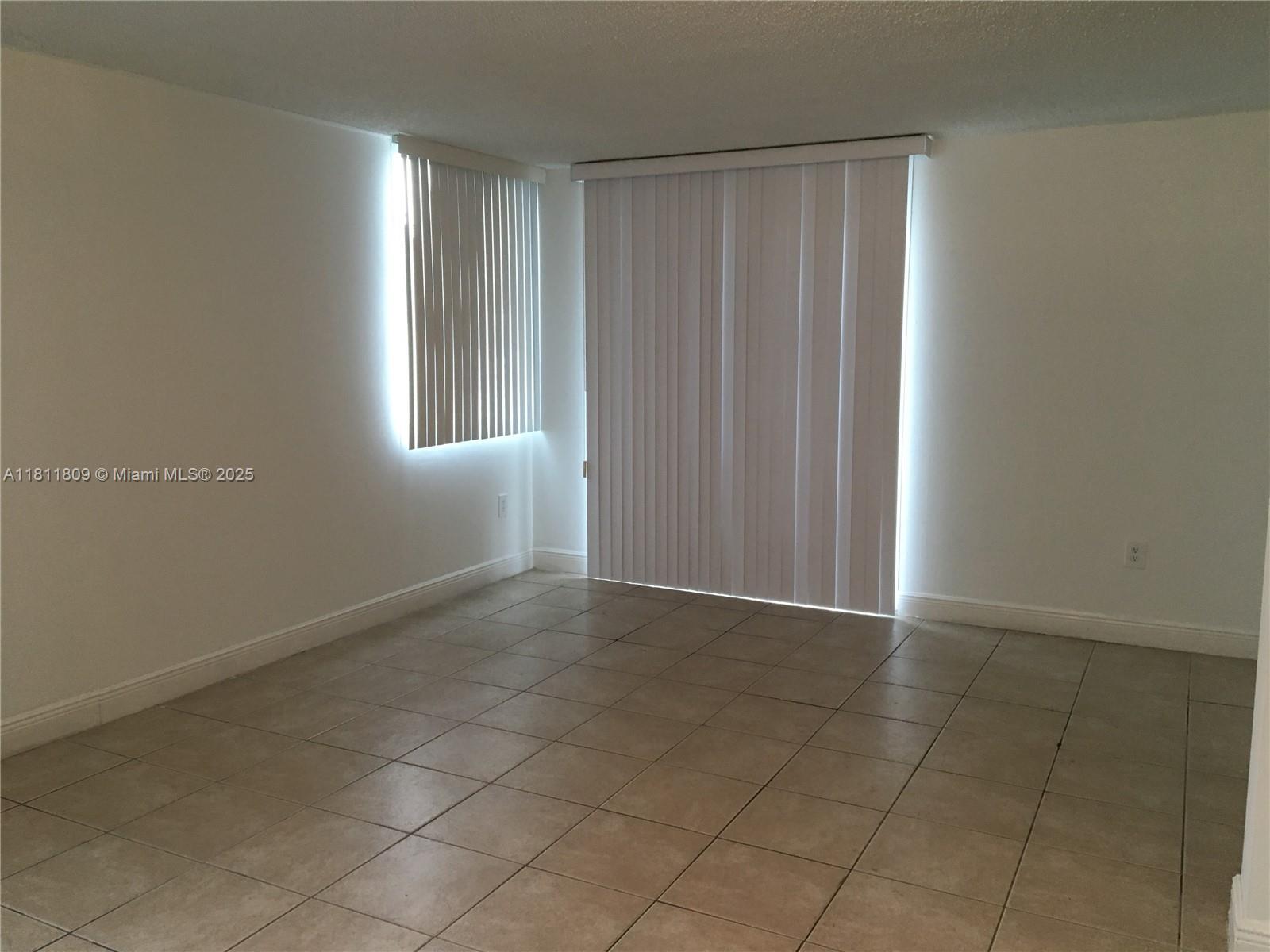 850 N Miami Ave W-2003