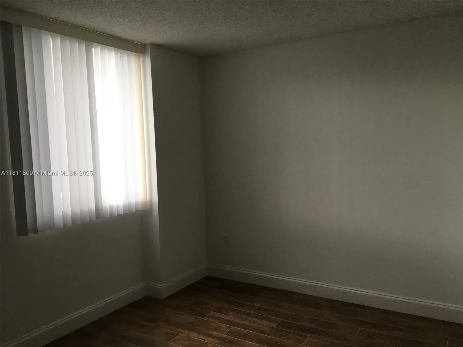 Miami, Florida 33136, United States, 2 Bedrooms Bedrooms, ,2 BathroomsBathrooms,Residential,Active,141770