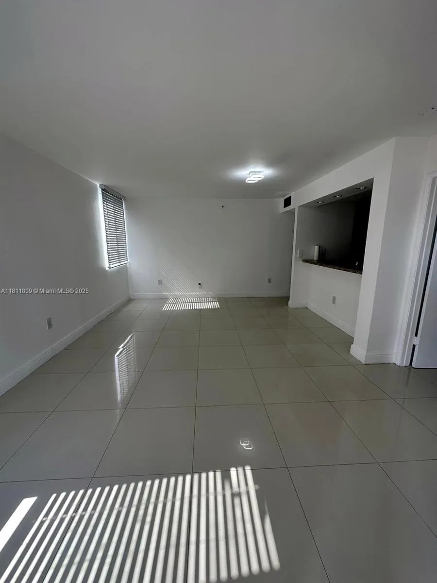 Miami, Florida 33136, United States, 2 Bedrooms Bedrooms, ,2 BathroomsBathrooms,Residential,Active,141770