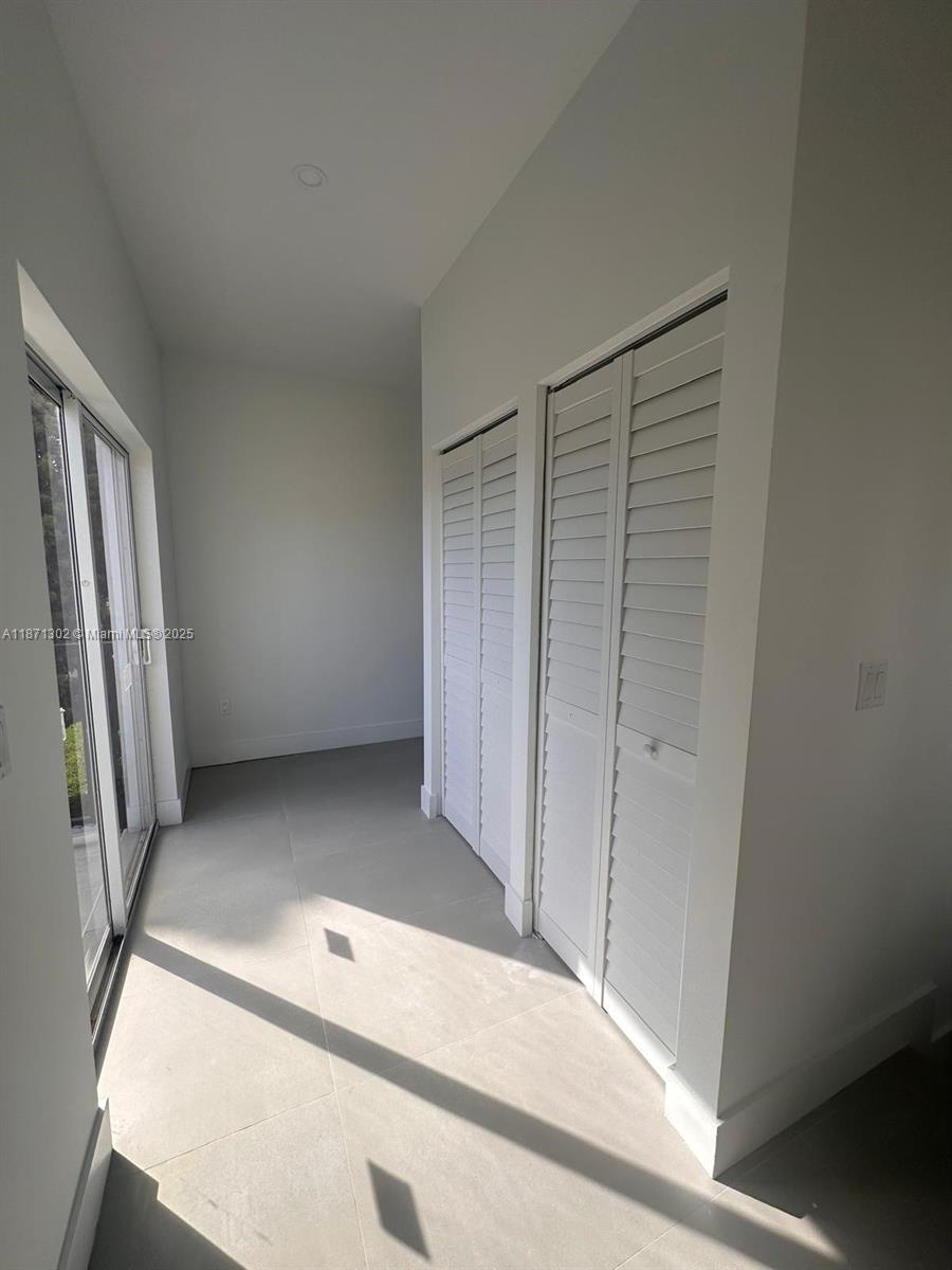 DORSEY PARK SECOND ADD - Residential Lease