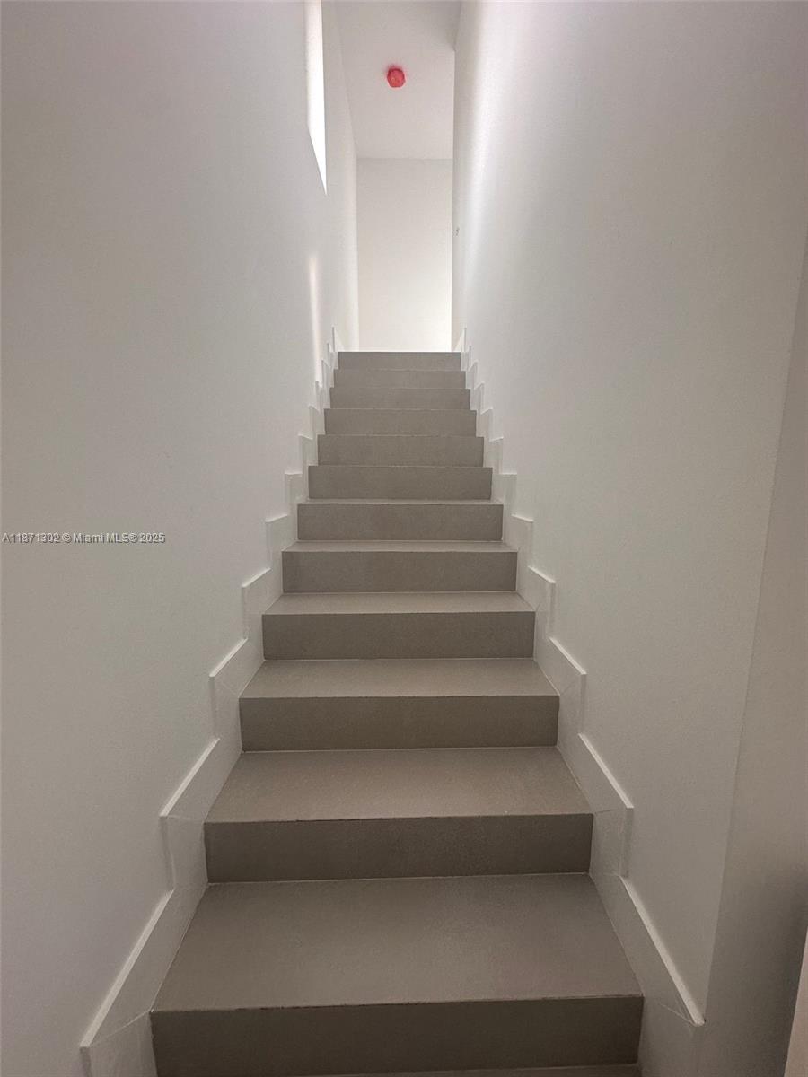 DORSEY PARK SECOND ADD - Residential Lease