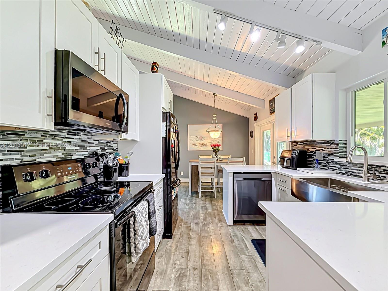NEWMANS SURVEY SUB NO 1 & - Residential
