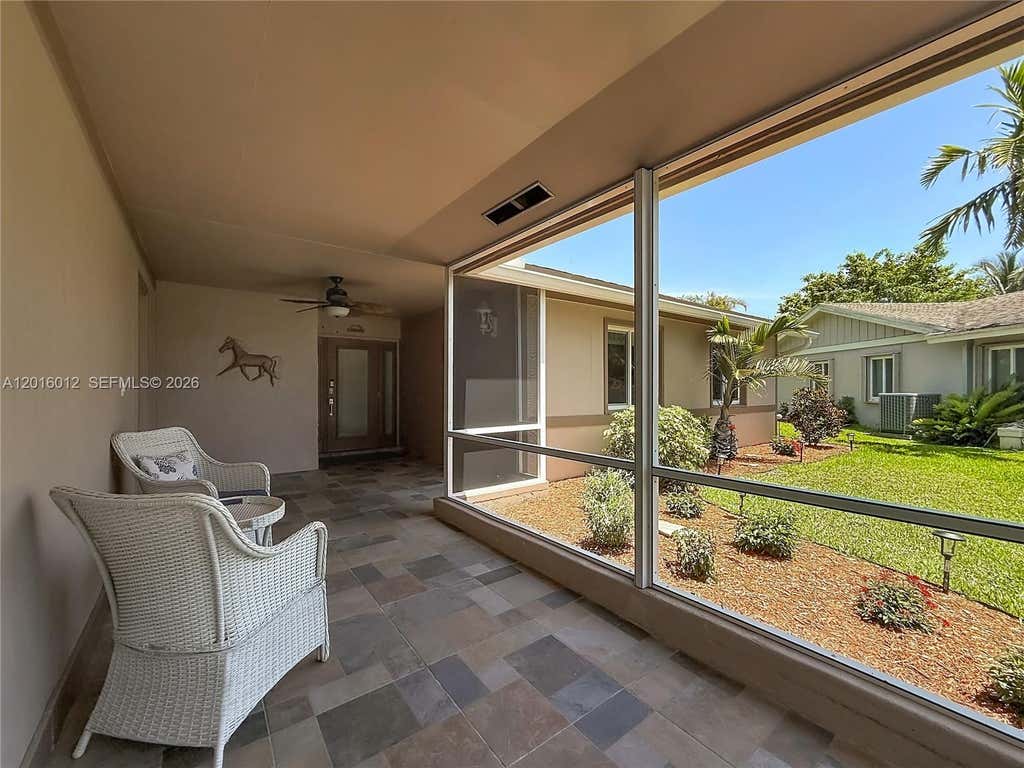 Photo of 2176 Nova Village Dr, Davie, FL 33317 (MLS # A12016012)