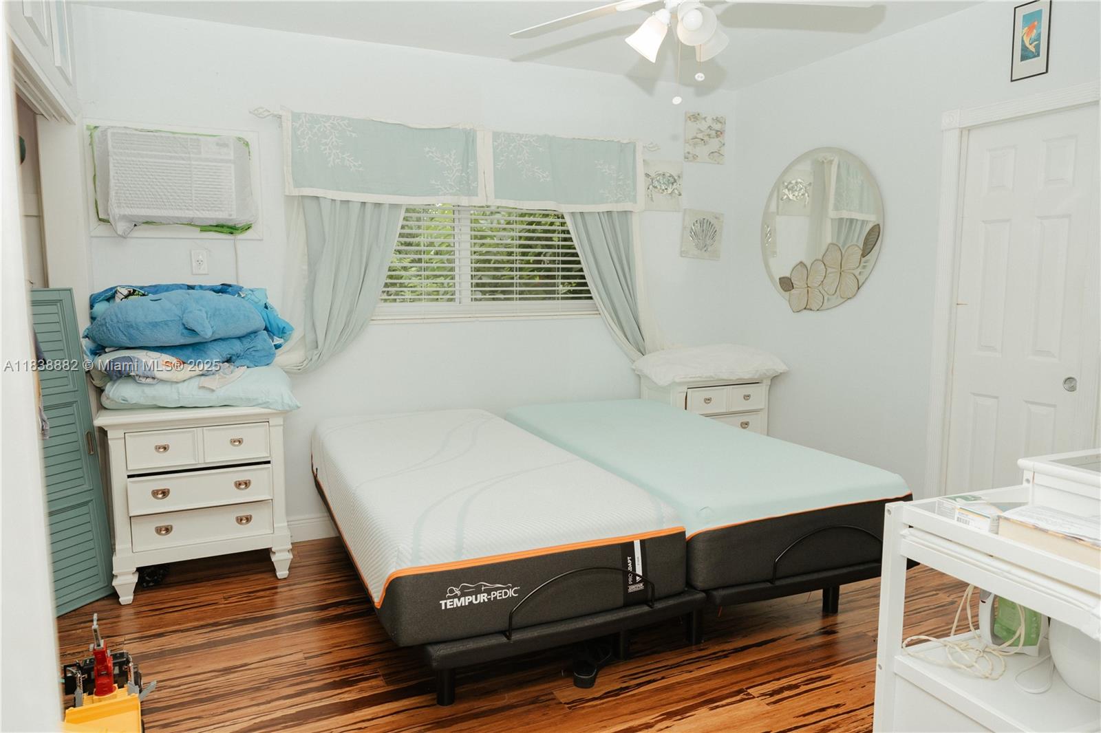 BLOCK 10 OF PORVENIR - Residential