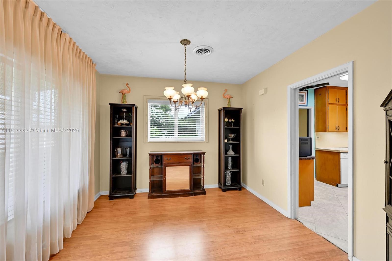 BLOCK 10 OF PORVENIR - Residential