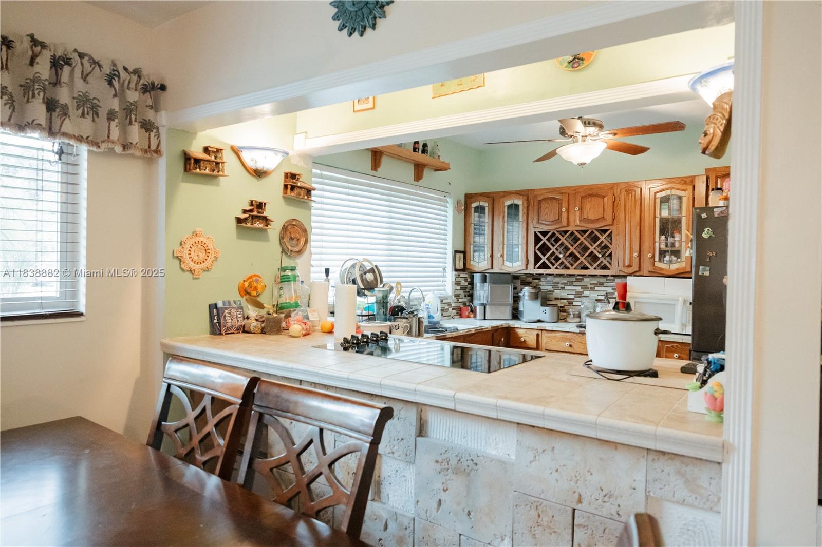 BLOCK 10 OF PORVENIR - Residential