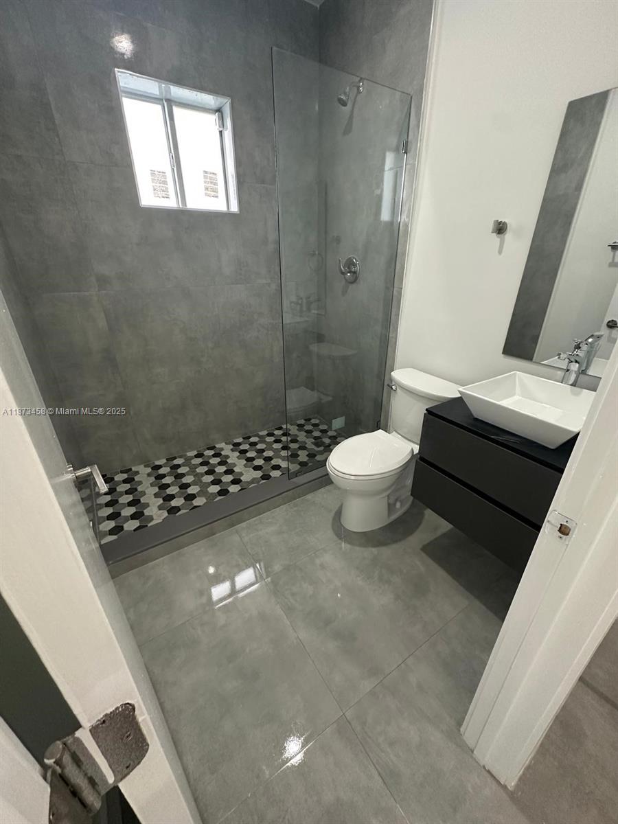 LIBERTY PARK - Residential Lease