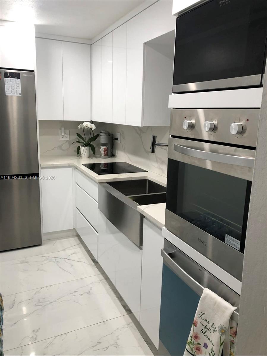 3201 NE 14th St Cswy 502