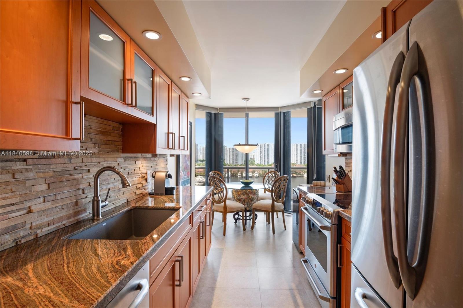 3640 Yacht Club Dr 1108, Aventura, FL, 33180/$540,000 3 3640 Yacht Club Dr 1108
