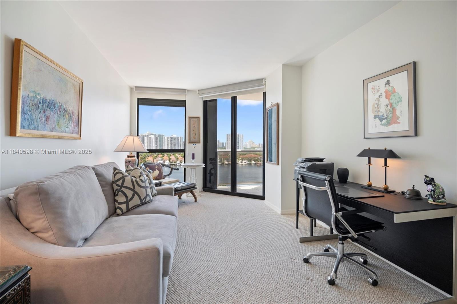 HARBORSIDE AT THE WATERWA - Residential