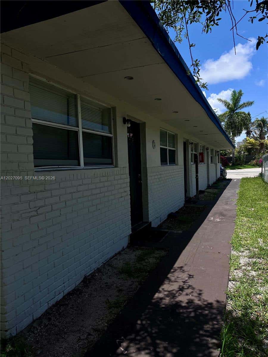 Photo of 109 NW 14th Way #3, Dania Beach, FL 33004 (MLS # A12027095)
