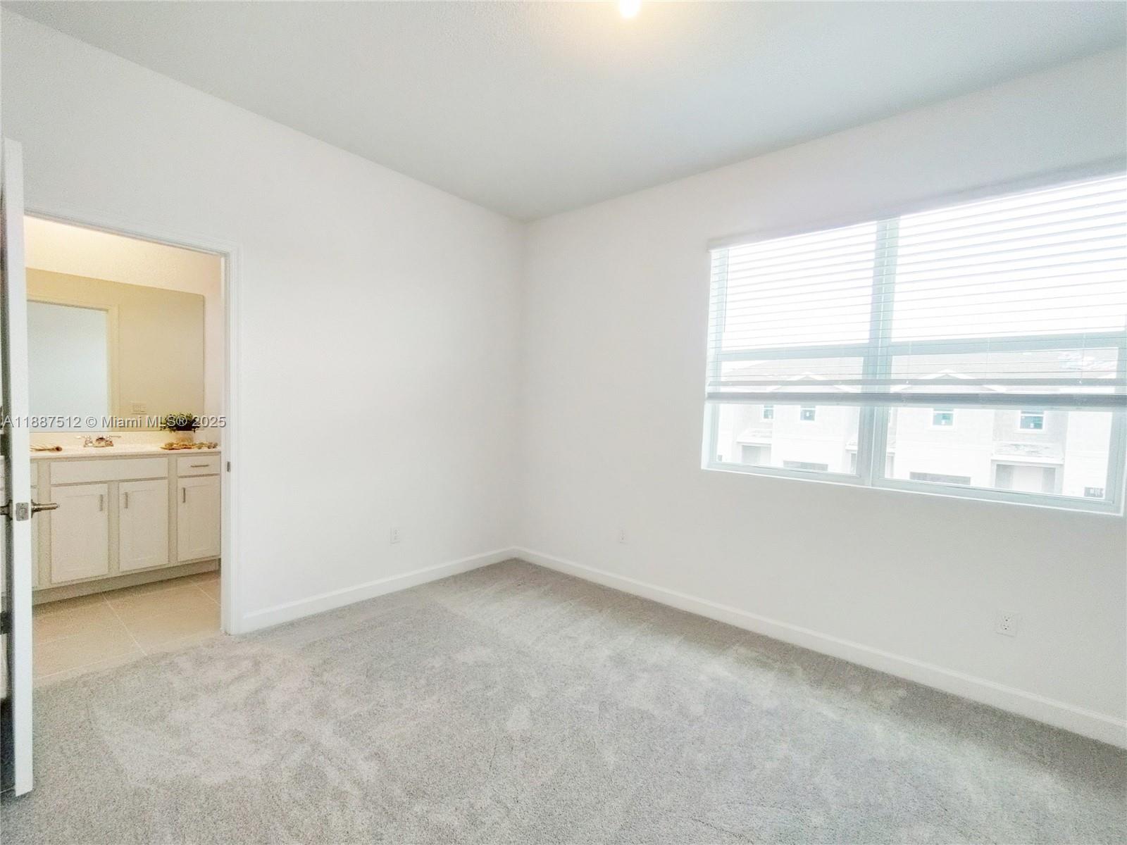 VERANDA LANDING - Residential Lease