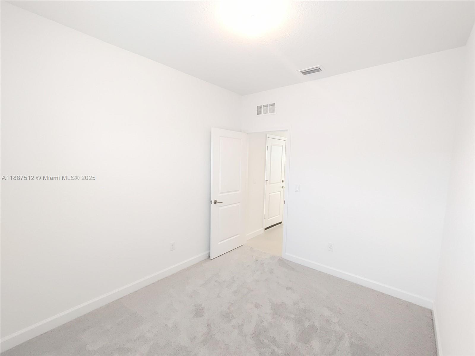 VERANDA LANDING - Residential Lease