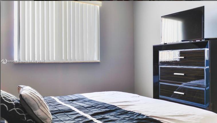 SHAMROCK BY THE GABLES CO - Residential