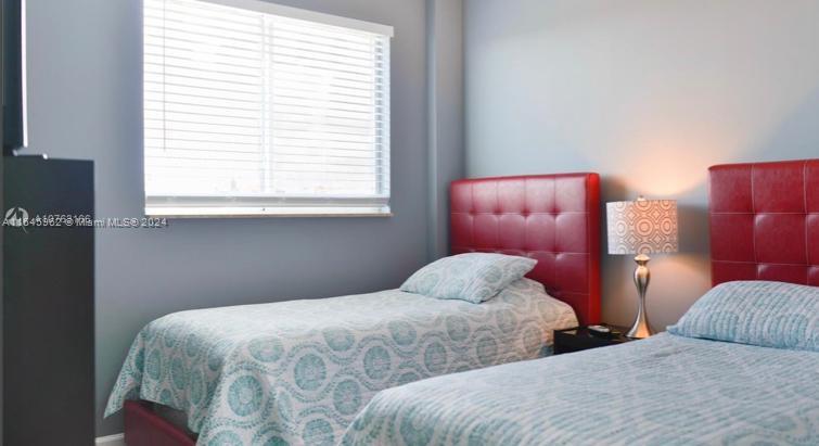 SHAMROCK BY THE GABLES CO - Residential