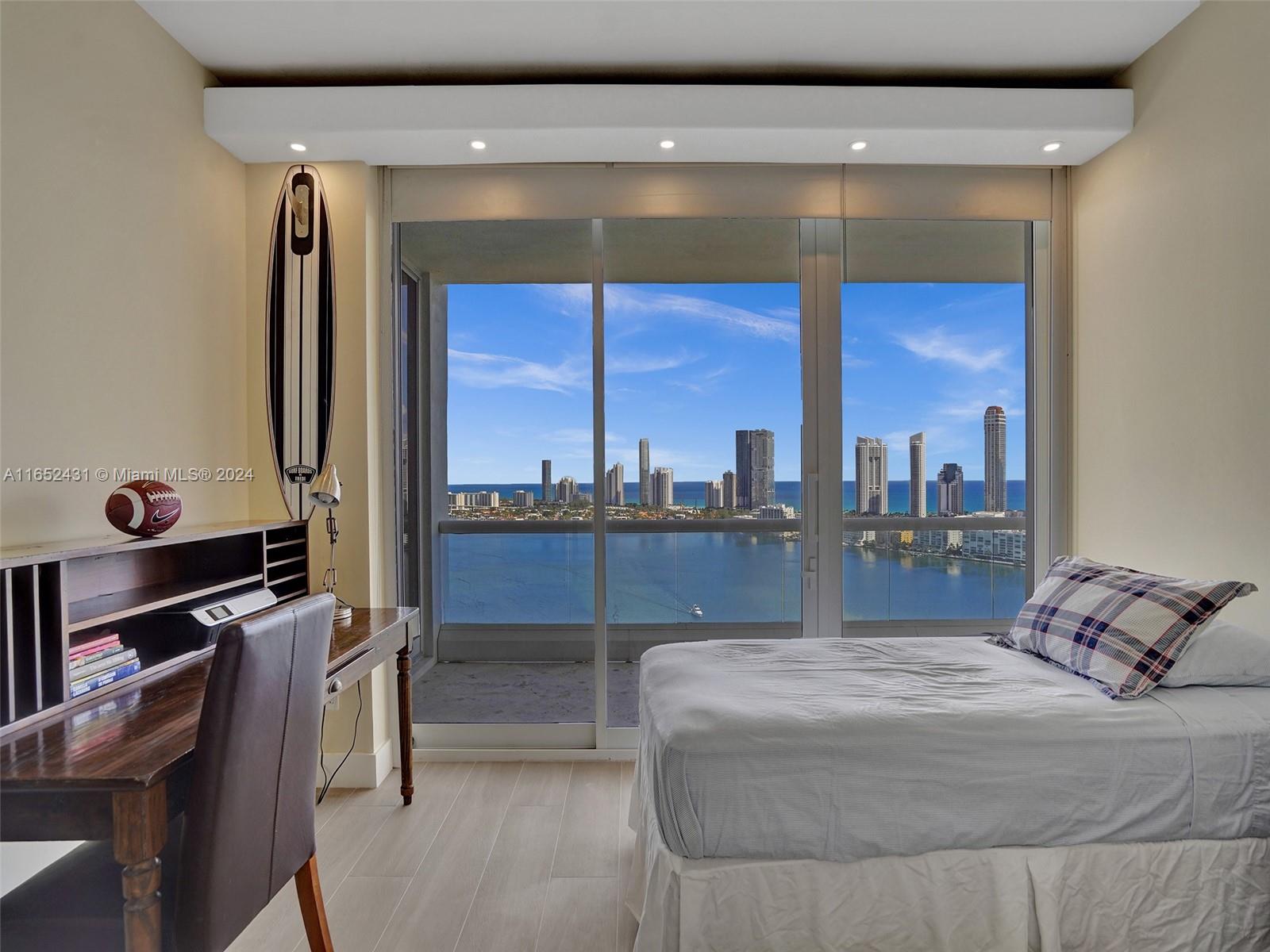 2600 ISL BLVD WILLIAMS IS - Residential