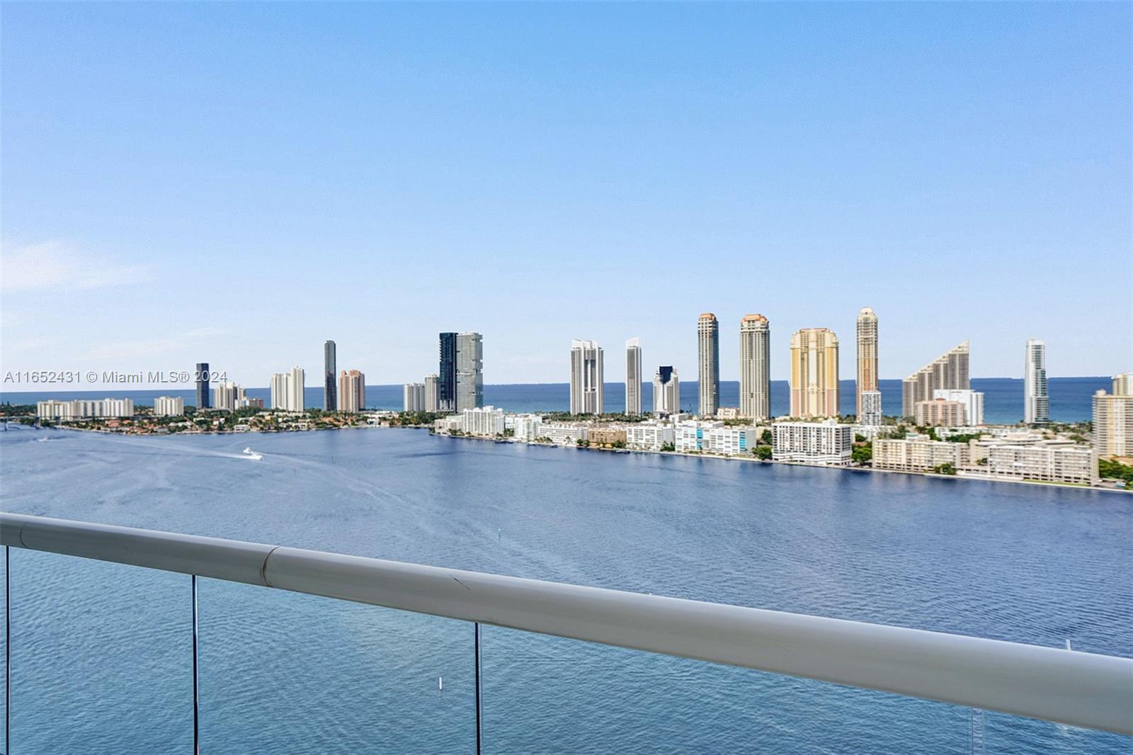 2600 ISL BLVD WILLIAMS IS - Residential