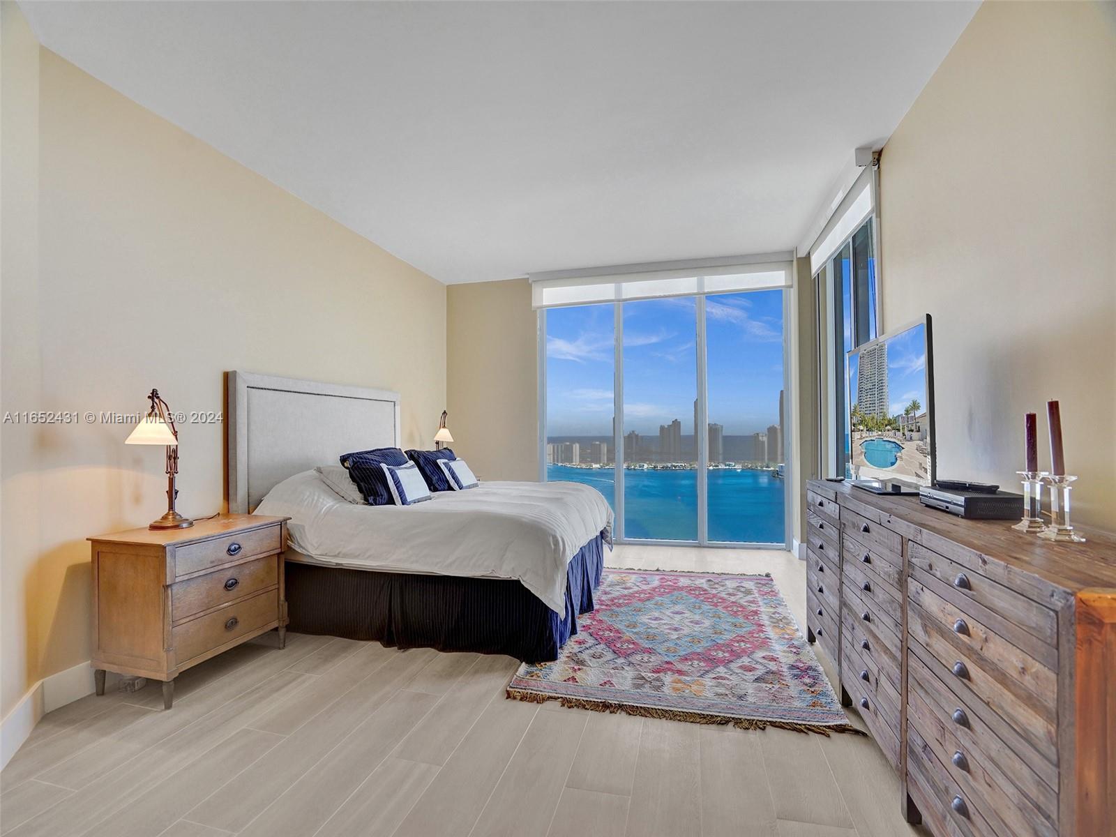 2600 ISL BLVD WILLIAMS IS - Residential