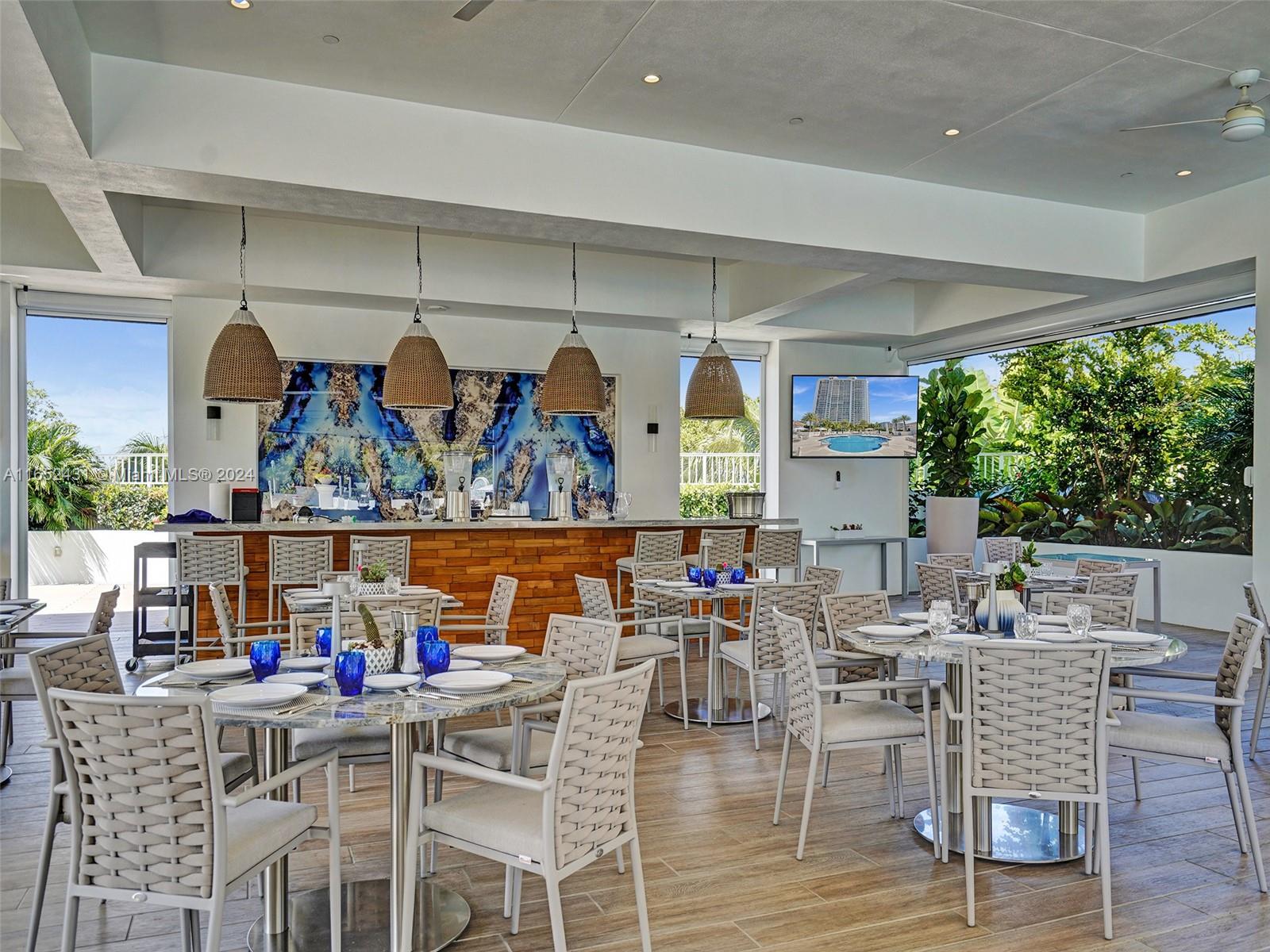 2600 ISL BLVD WILLIAMS IS - Residential