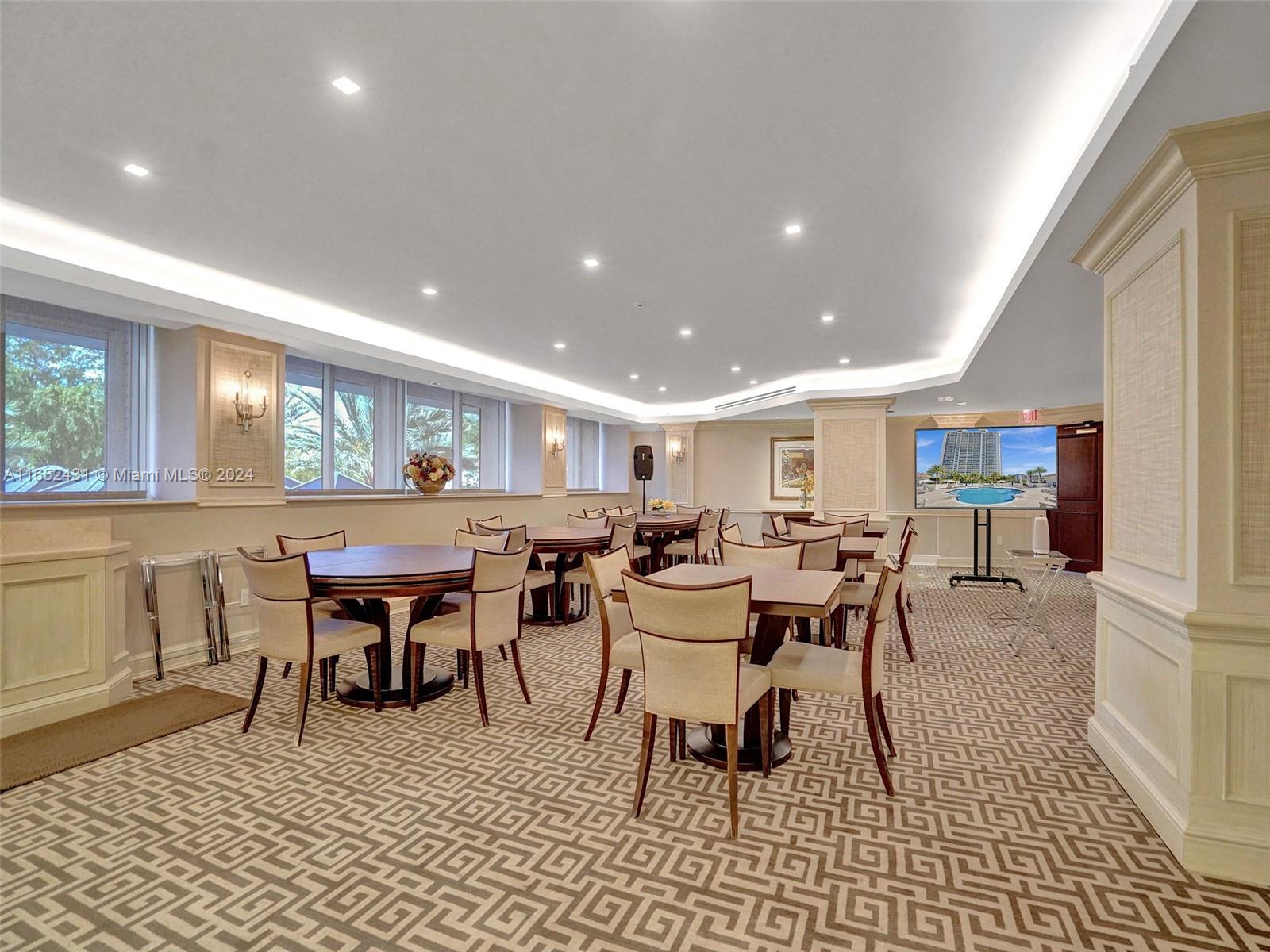 2600 ISL BLVD WILLIAMS IS - Residential