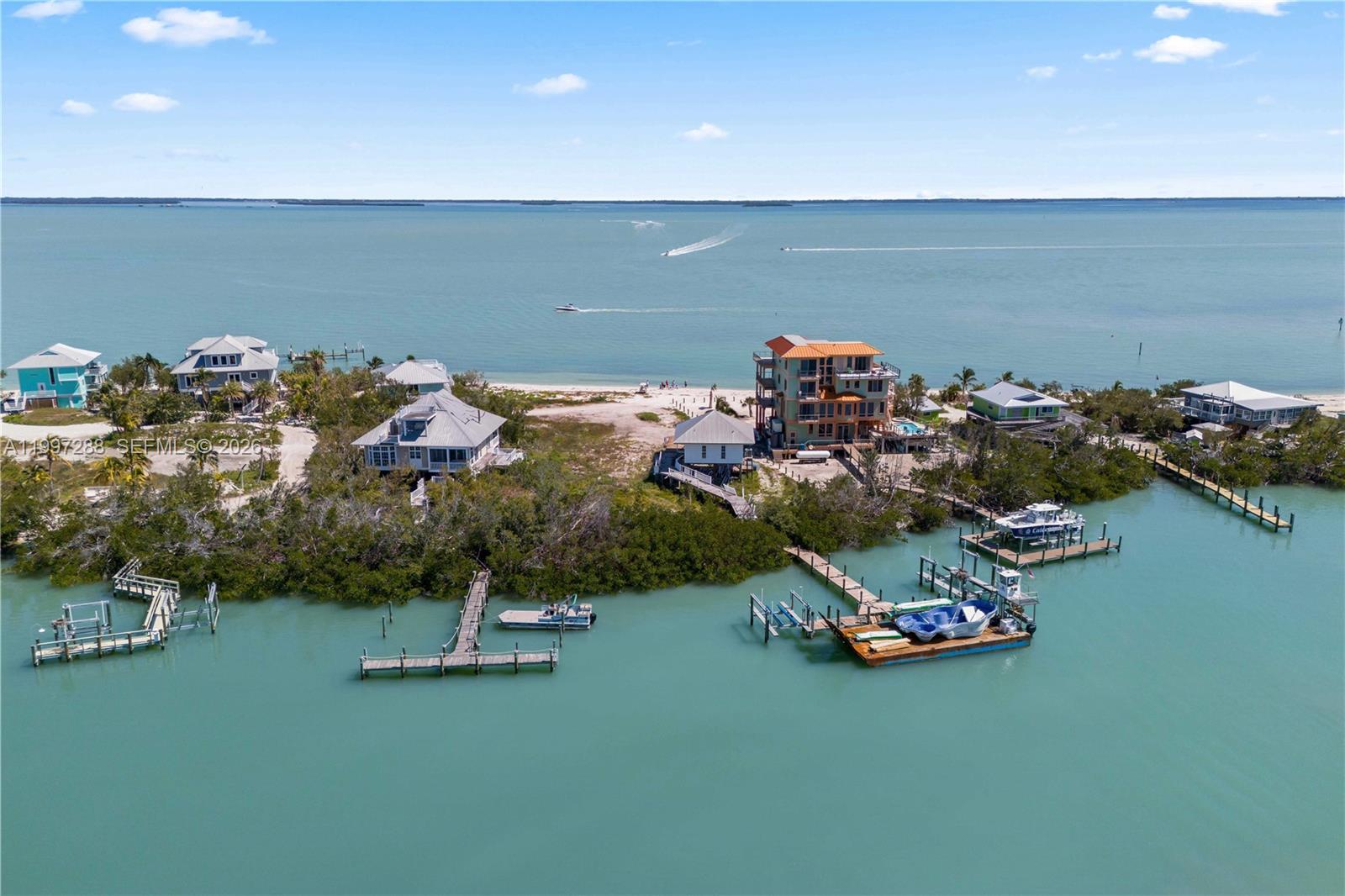 JOSES HIDEAWAY - Land