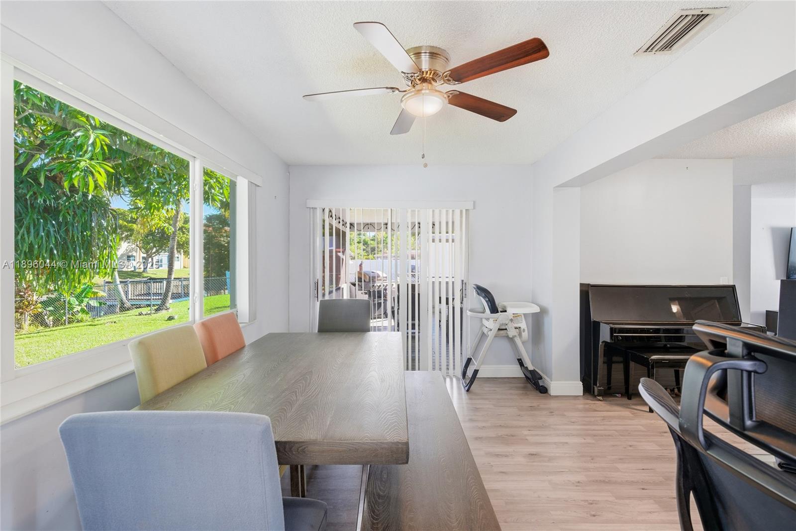 SUNRISE GOLF VILLAGE SEC - Residential